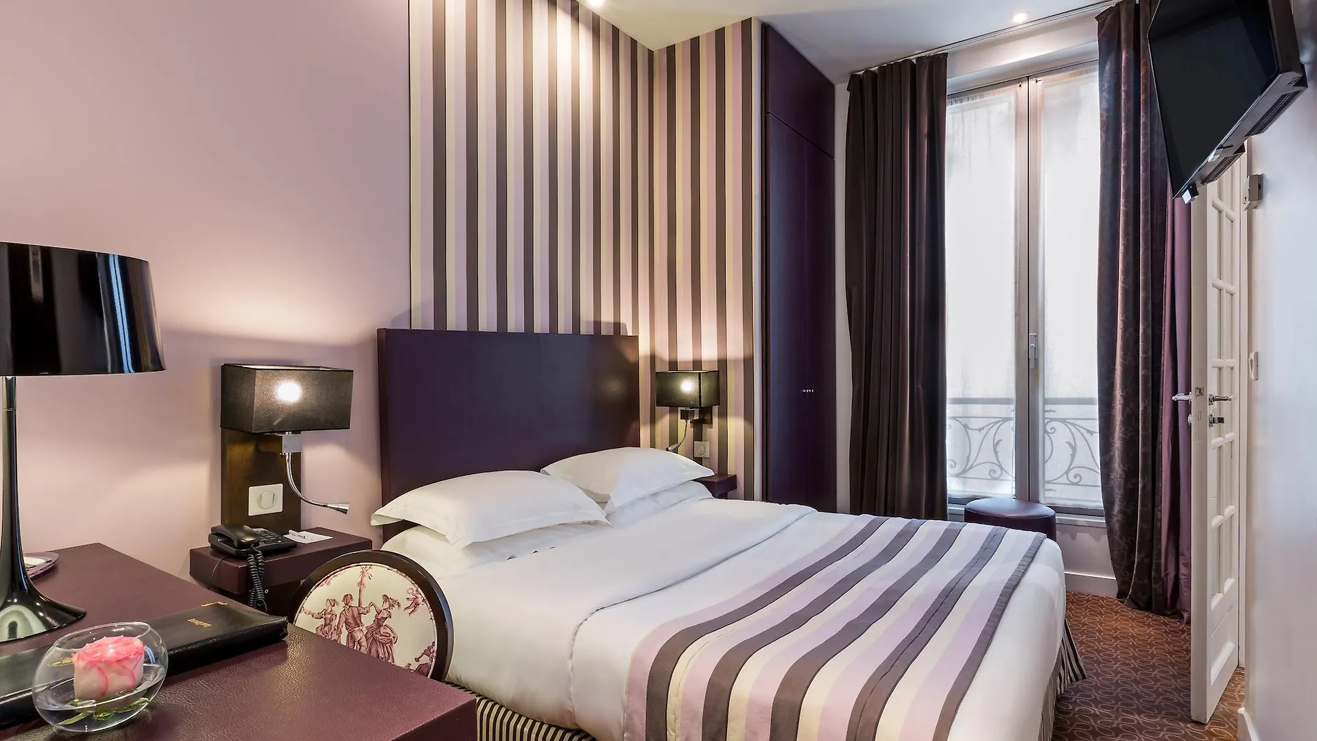 Star Champs-Elysees Paris Hotel