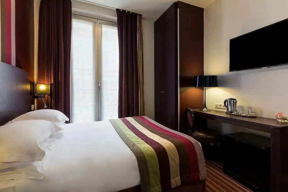 Star Champs-Elysees Paryż Hotel