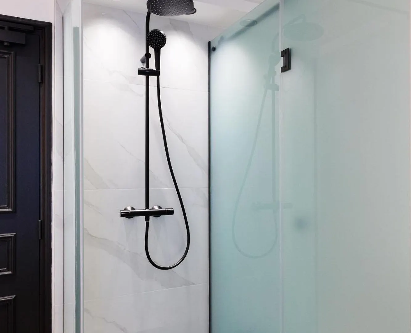 **** Hotel Star Champs-Elysees Paris France